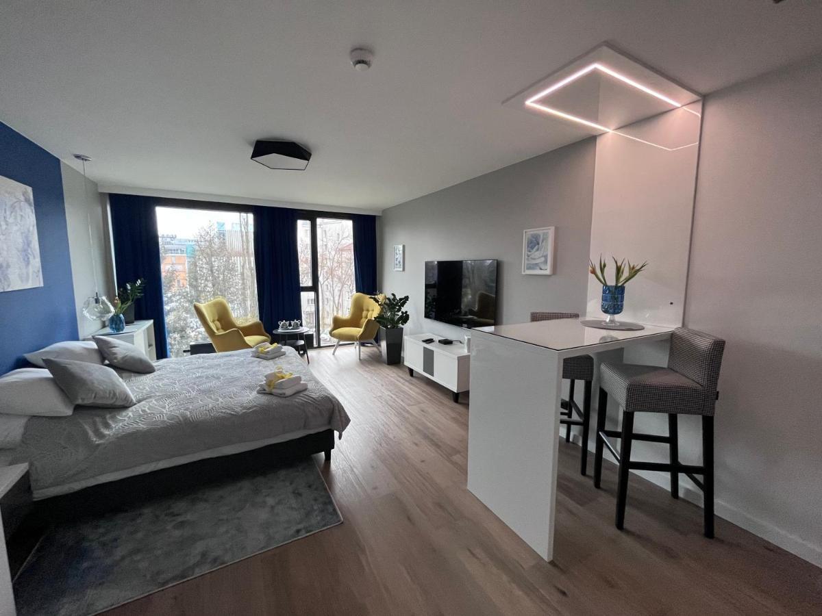 Sas & Apartment *